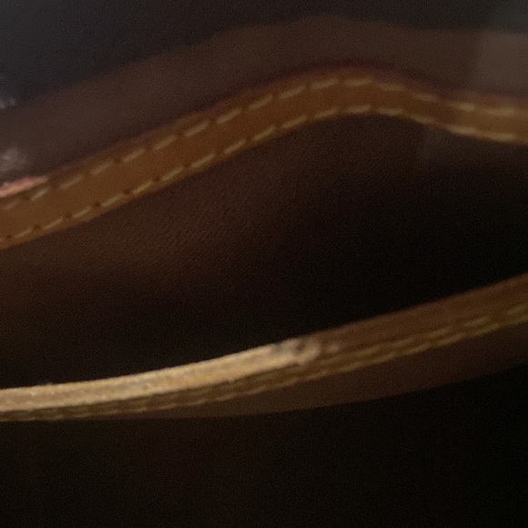 Speedy Bandoulière 25. Authentic Louis Vuitton speedy 25. - Picture 7 of 13